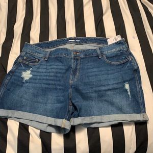 OLD NAVY Mid-Rise Boyfriend Shorts